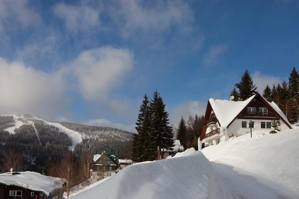 Pension Fuka Špindlerŭv Mlýn Extérieur photo